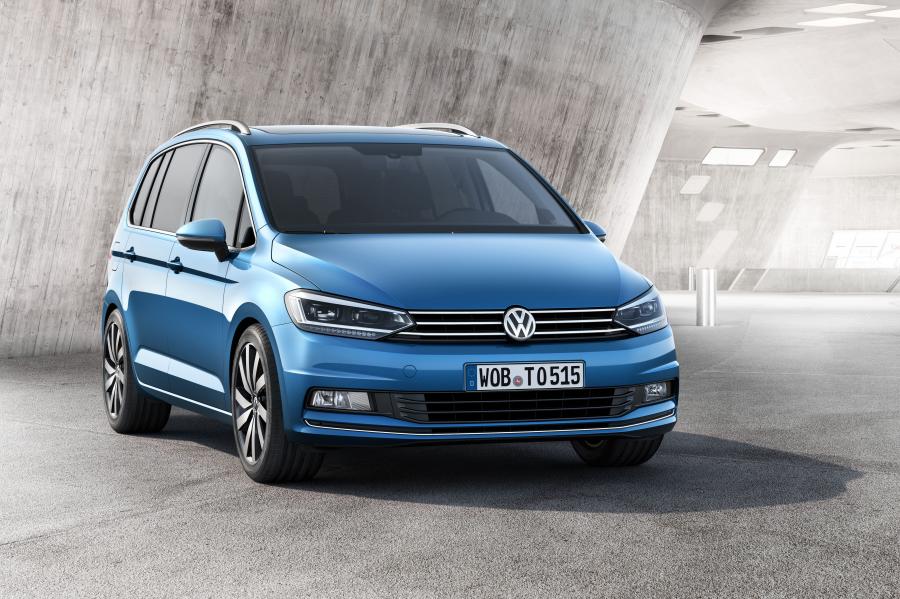  Volkswagen Touran 2015 года  (фото 3 из 26)